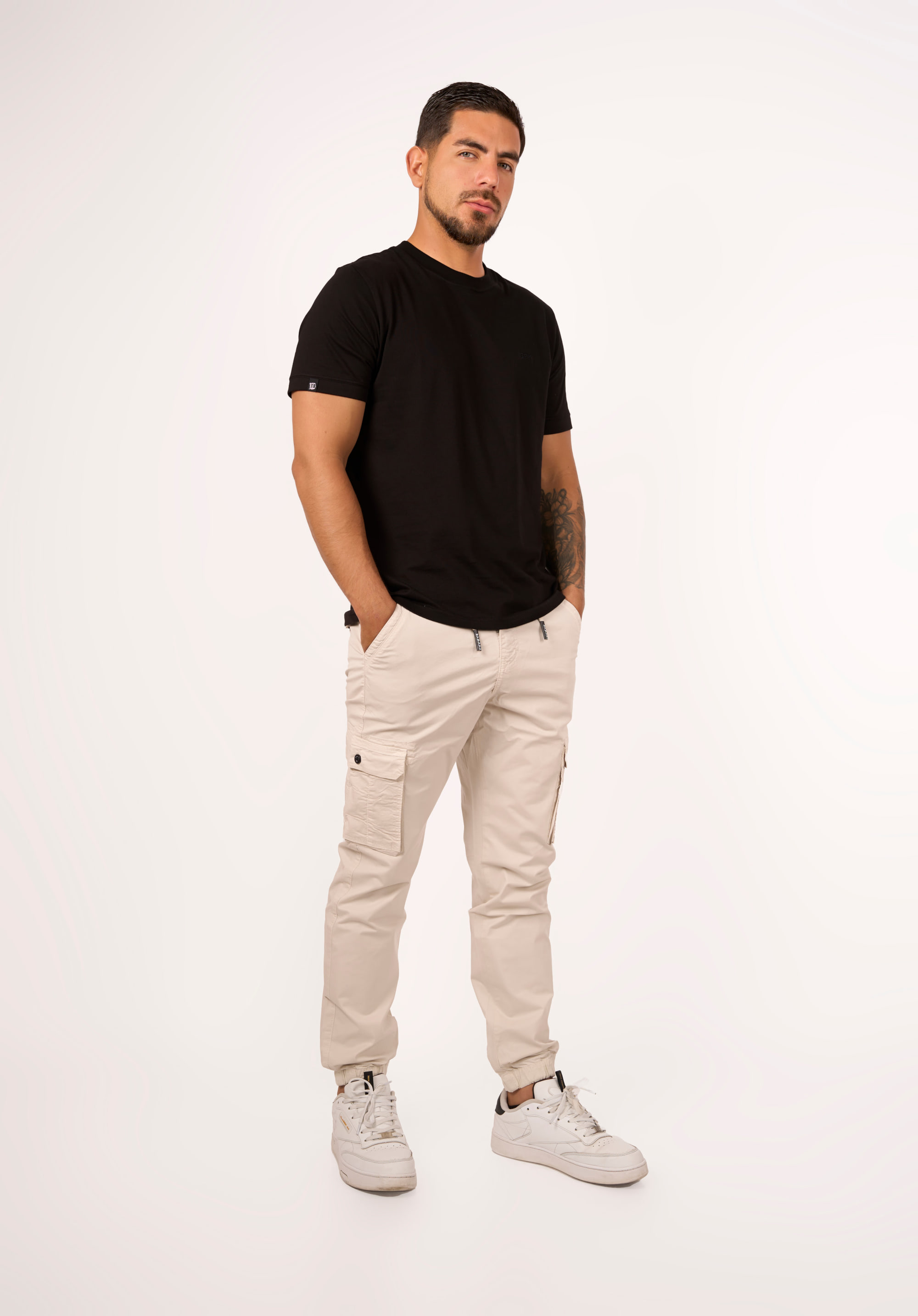 Pantalón Jogger Cargo Hueso